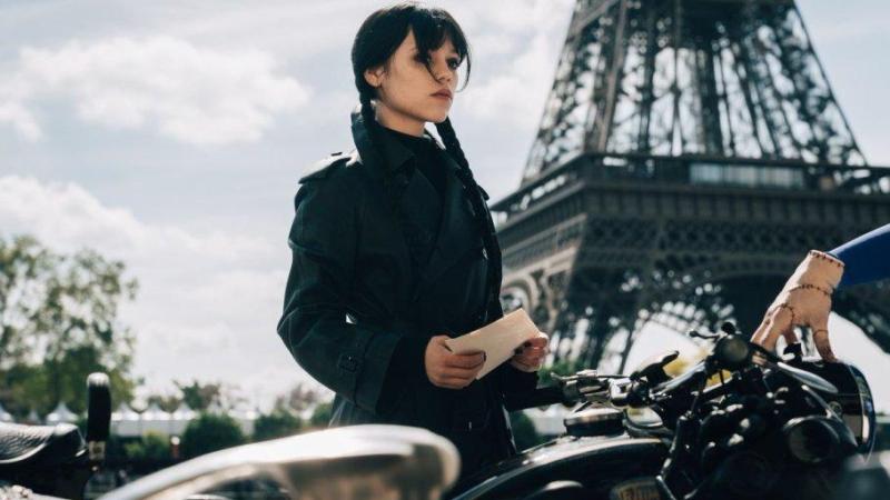 ,,Wednesday“ се мести в Париж: Първи поглед върху дългоочаквания трети сезон