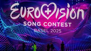 Тейлър Суифт иска да патентова гласа и образа си, за да избегне AI измами