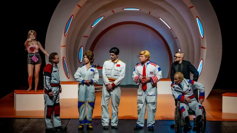 Илън Мъск, Тръмп, Путин и Урсула фон дер Лайен гостуват в София през юни