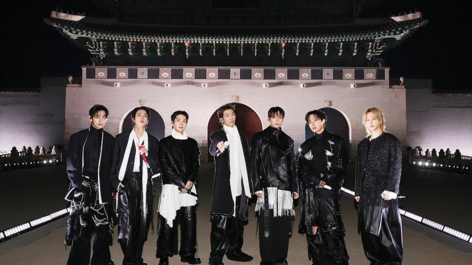 BTS триумфира на Американските музикални награди