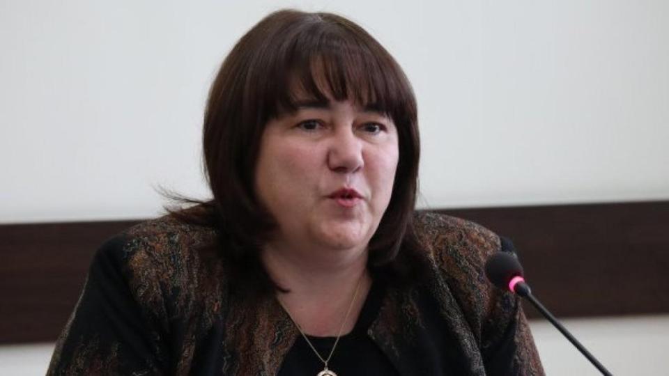 Зам.-министър Росица Велкова: Театри, музеи и галерии са извън обхвата на 10% съкращения
