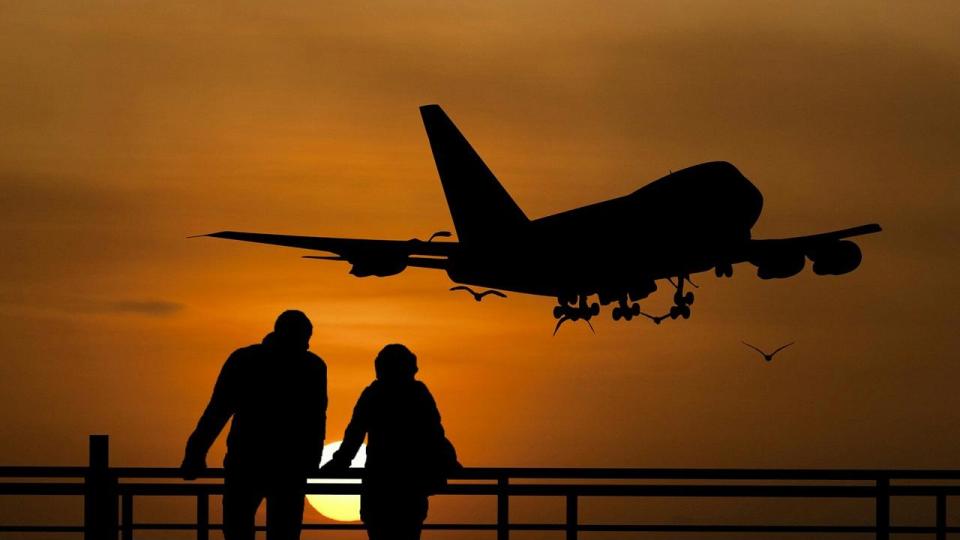 НСИ: Българите пътуват по-малко през първите месеци на 2026 г.