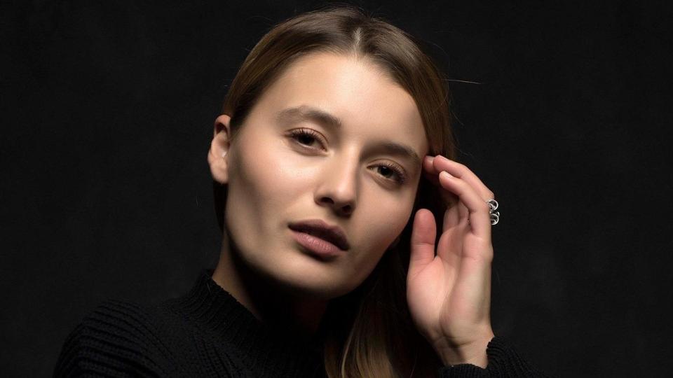 Мария Сотирова: Ако имах машина на времето щях да я унищожа (БЛИЦ)