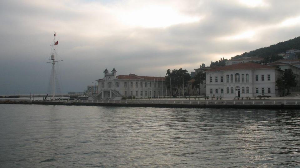 Археолози откриха подводна мина от времето на Аристотел в Турция