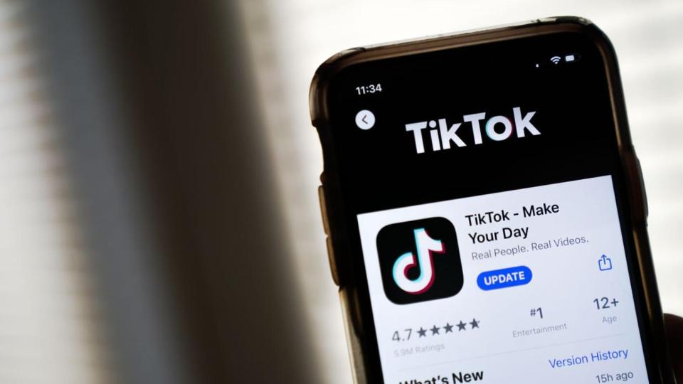 Петиция настоява за пълна забрана на TikTok в България